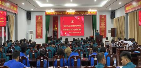 PHƯỜNG 3 TỔ CHỨC LỄ GIẢI NGẠCH VÀ KẾT NẠP MỚI LỰC LƯỢNG DQTV NĂM 2024 PHƯỜNG 3 TỔ CHỨC LỄ GIẢI NGẠCH VÀ KẾT NẠP MỚI LỰC LƯỢNG DQTV NĂM 2024