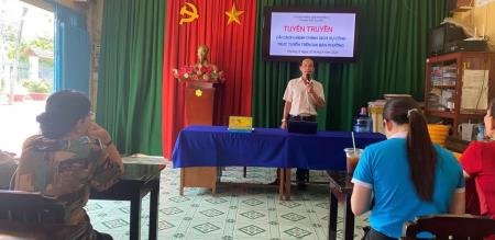 TUYÊN TRUYỀN PHỐ BIẾN PHÁP LUẬT TẠI TRỤ SỞ BAN NHÂN DÂN KHÓM 2, PHƯỜNG 3 TUYÊN TRUYỀN PHỐ BIẾN PHÁP LUẬT TẠI TRỤ SỞ BAN NHÂN DÂN KHÓM 2, PHƯỜNG 3