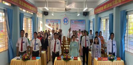 ĐẠI HỘI CHI BỘ TRƯỜNG TIỂU HỌC TÂN LONG NHIỆM KỲ 2025 - 2027 ĐẠI HỘI CHI BỘ TRƯỜNG TIỂU HỌC TÂN LONG NHIỆM KỲ 2025 - 2027