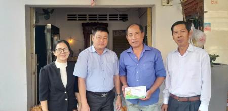 LÃNH ĐẠO PHƯỜNG 3 THĂM GIA ĐÌNH CHÍNH SÁCH DỊP TẾT NGUYÊN ĐÁN ẤT TỊ 2025 LÃNH ĐẠO PHƯỜNG 3 THĂM GIA ĐÌNH CHÍNH SÁCH DỊP TẾT NGUYÊN ĐÁN ẤT TỊ 2025